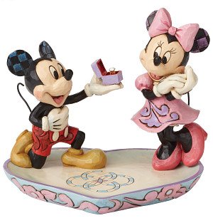 A Magical Moment (Mickey Proposing To Minnie) 13 cm